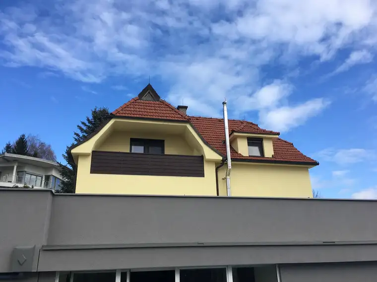 Exklusives Wohnhaus mit Panoramablick über St. Veit – ein echtes Unikat mit vielseitiger Ausstattung