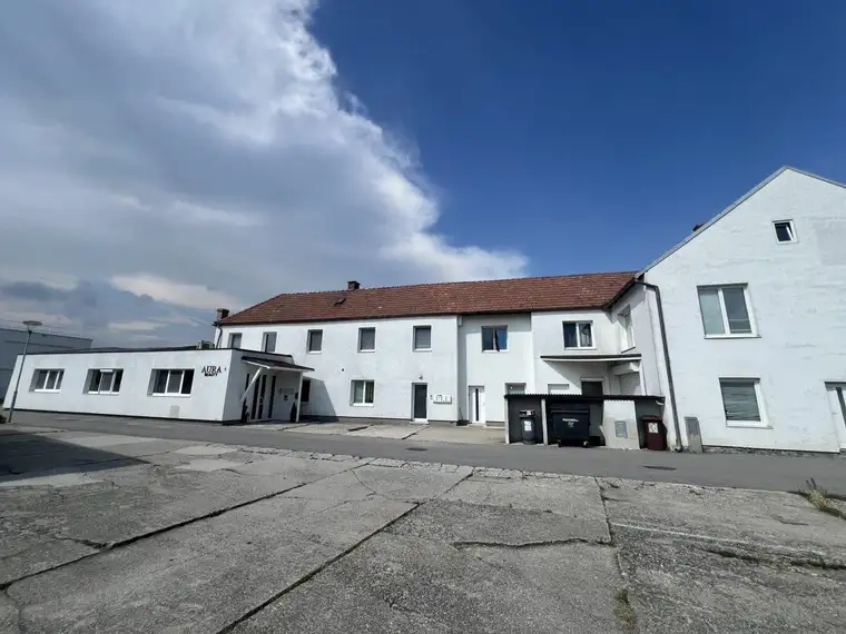 Top Investmentchance: Vollvermietetes Zinshaus in Wampersdorf