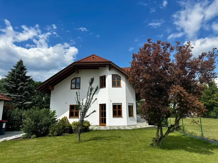 Traumhafte Ruhelage in 2. Reihe am Schloßsee – Privater Badeplatz, Pool und großzügiges Grundstück
