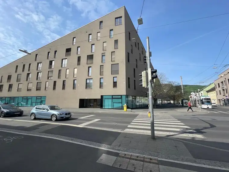 Büroflächen an der Alten Poststraße 122 und 124 in Graz-Eggenberg, Stellplätze optional