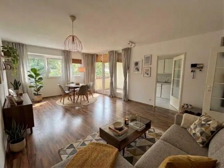1180! Entzückende 2-Zimmer Wohnung mit Loggia, Balkon und Garagenplatz in begehrter Währinger Lage! Befristet vermietet!