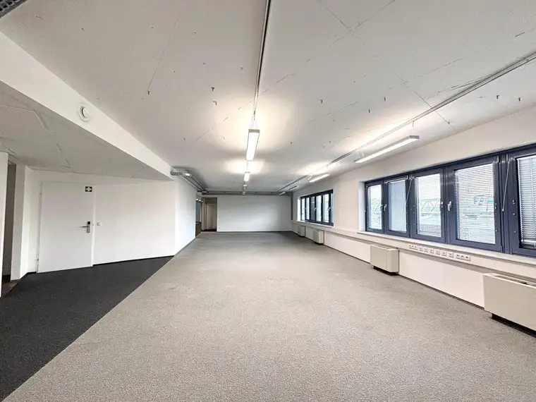 1150! Bürofläche mit optimaler Anbindung Nahe U4/U6/Station Längenfeldgasse!