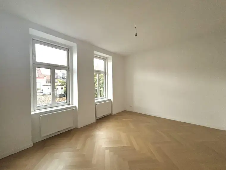 1070! Traumhafte 3-Zimmer Altbauwohnung in der Neubaugasse!
