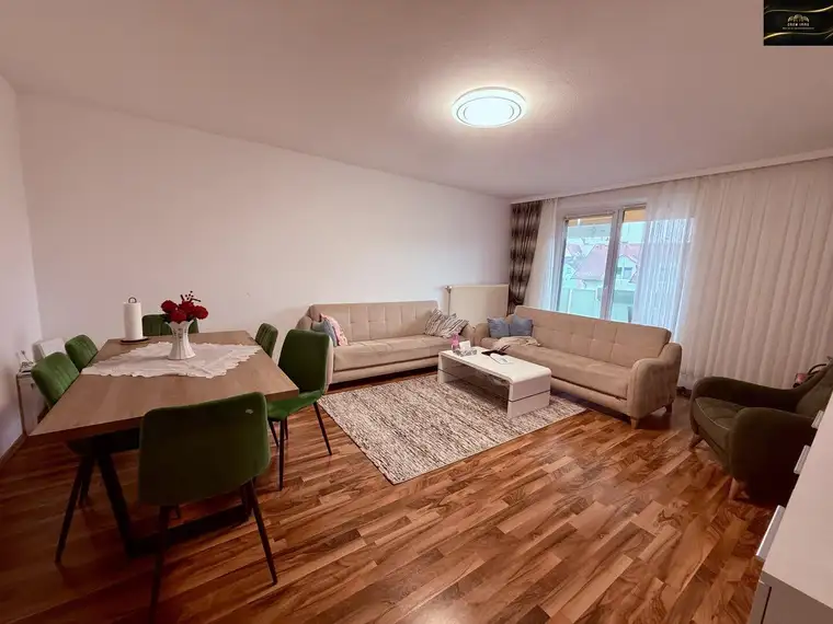 **Großzügige 3-Zimmer-Wohnung nahe Panoramapark**