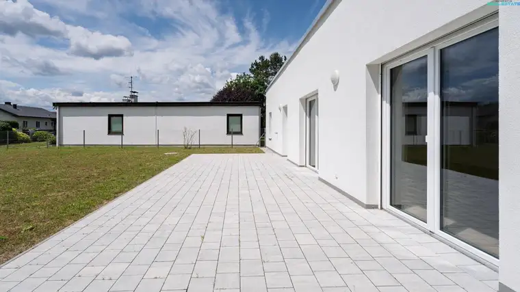 Bungalow - Erstbezug nach Renovierung