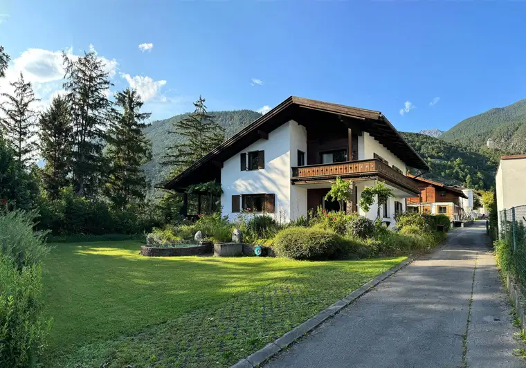 Großzügiges 7-Zimmer-Haus mit 180 m² Wohnfläche an bester Lage Zirl