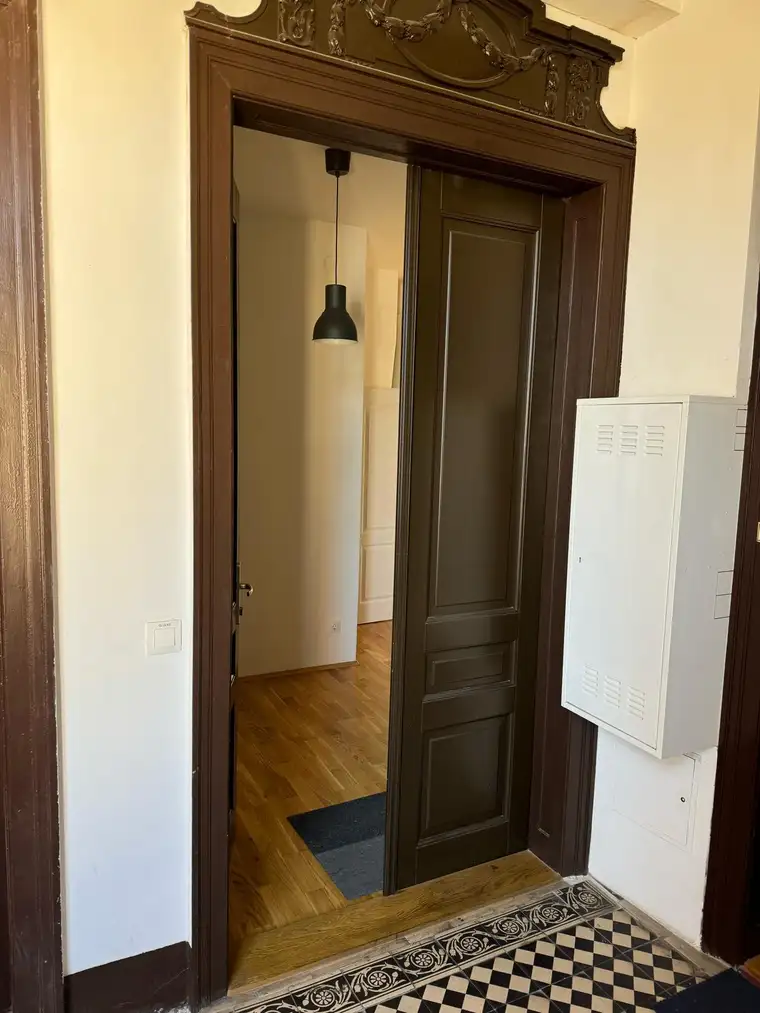 Stilvolle, voll möblierte Wohnung in Top-Lage in Wien 