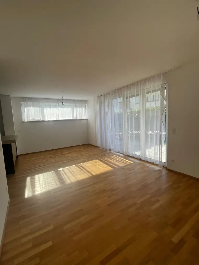 Moderne, zentrumsnahe 4-Zimmer Erdgeschosswohnung