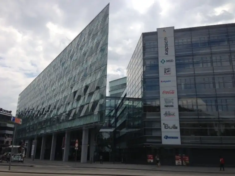EURO PLAZA! Moderne Bürofläche nahe U6 ab September 2026 verfügbar!