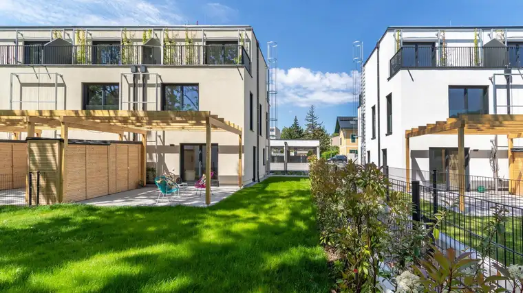 *FRÜHLINGSAKTION* JETZT 5% sparen! Exklusive Reihen- und Doppelhäuser am idyllischen Hunyadi Park mit Blick in den Park im ALTORT MARIA ENZERSDORF!