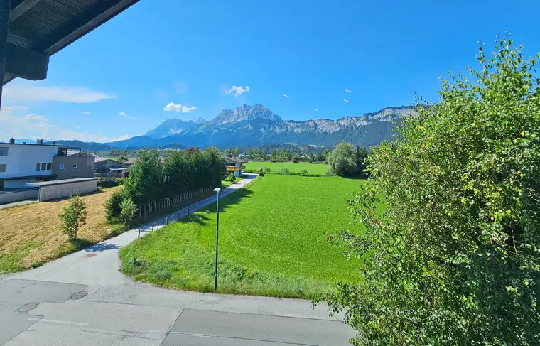 Gemütliche Dachgeschosswohnung mit Kaiserblick