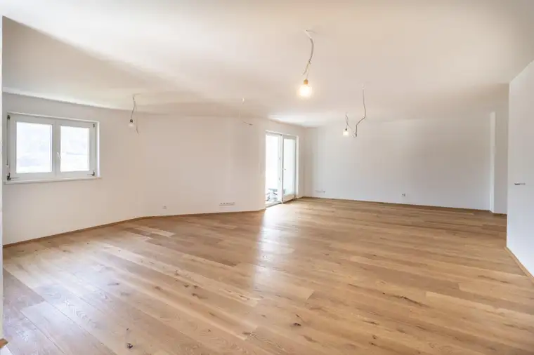 Stilvoll Wohnen mit Panoramablick – 100 m² hochwertig sanierte Wohnung in Jenbach