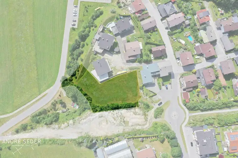 Traumhaftes Grundstück: Deine Chance auf ein eigenes Paradies in Stans!