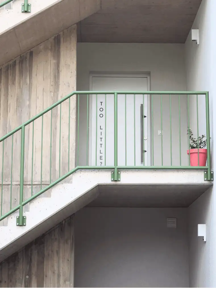 Großzügige 6-Zimmer-Wohnung 166,03 m² mit 2 Terrassen, 2 Lagerräume + 2 Außenparkplätzen in sonniger Lage in Scharnitz