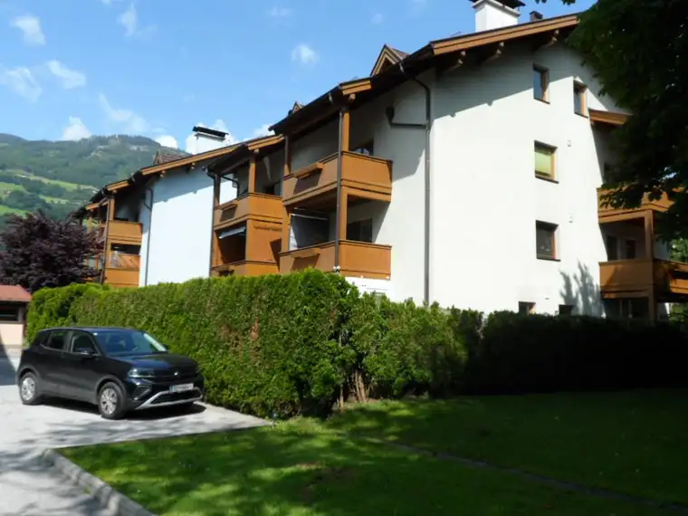 schöne 4-Zimmer Wohnung in ruhiger Lage