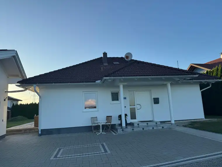 Bungalow in schöner ruhiger Lage von