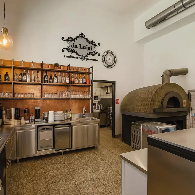 Café &amp; Restaurant mit Pizza Ofen in bester Lage!!! Zwei nebeneinanderliegende Gastronomielokale in 1090 Wien