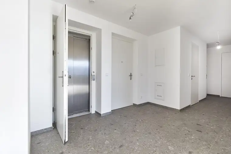 HIGH-END LIVING in Gmunden – Stilvoll, luxuriös. Erstbezug mit TRAUMSEEBLICK !!! Provisionsfrei