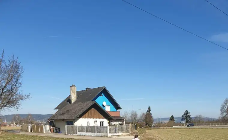 Haus zu verkaufen mit Potenzial 
