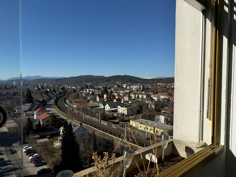 Leistbares 4 Zi-Penthouse-Feeling, Traumaussicht, helle 102m² Eckwohnung mit Westloggia, 12min fußläufig ins Zentrum