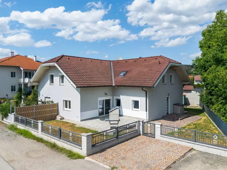 Familienglück am Rande von Königsbrunn-Top Angebot für Jungfamilien und Paare.