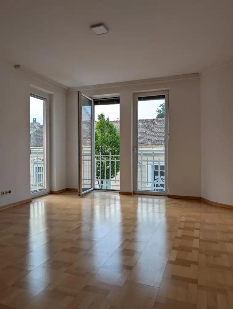 Helle 3 Zimmer Wohnung in Baden - Miete inkl. Garagenstellplatz &amp; Betriebskosten