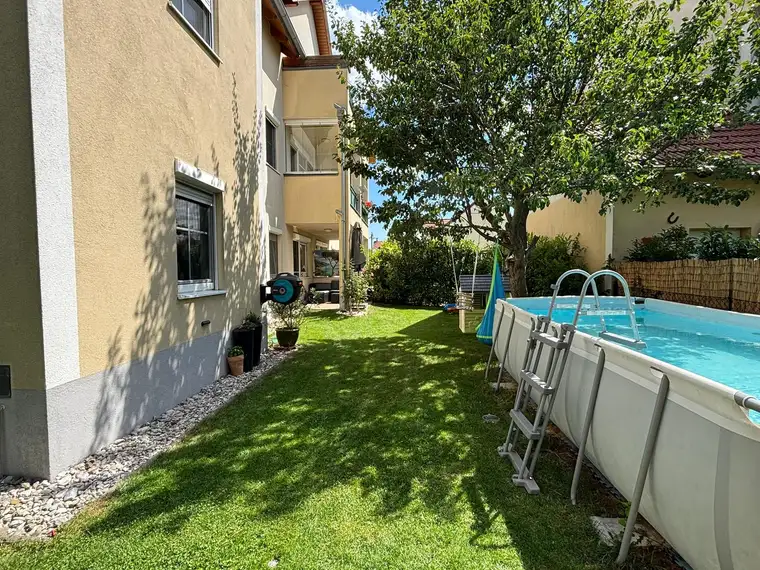 Charmante 3-Zimmer-Eigentumswohnung mit großem Garten in sonniger Süd-Lage