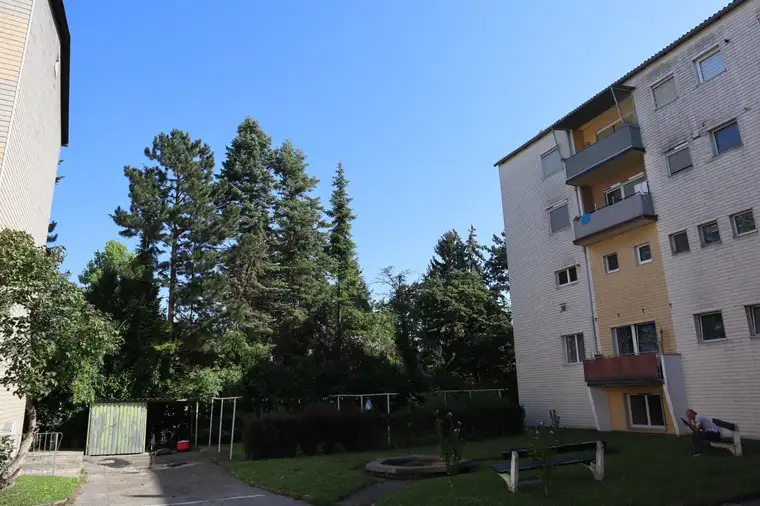 Renovierte Eigentumswohnung in Leonding: 4 Zimmer - sofort beziehbar
