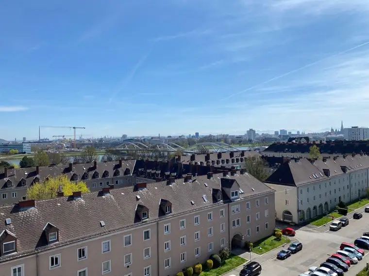 Zentrales Wohnen über den Dächern von Urfahr - sofort bezugsbereit