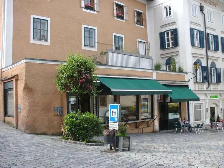 Historisches Gastro-Lokal mit Gewölbedecken in Hallein Altstadt