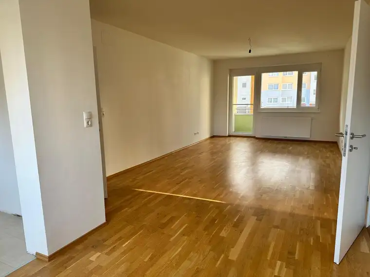 *FRÜHLINGSAKTION* 1- MONAT MIETFREI* - 83m²-großzügige 3 Zimmerwohnung