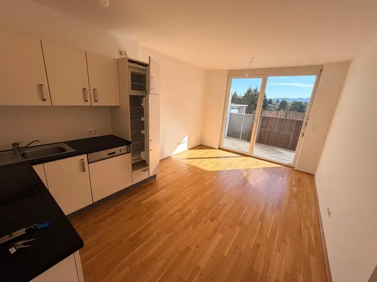 Liebenau - 52m2 - 3 Zimmer Wohnung- großer Balkon - WG fähig