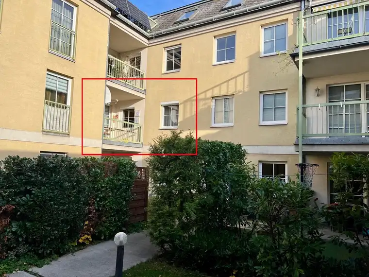 Stilvoll wohnen im Grünen – Voll möblierte 2-Zimmer-Wohnung mit Loggia in Wien//Stylish Living in a Green Setting – Fully Furnished 2-Room Apartment with Loggia in Wien