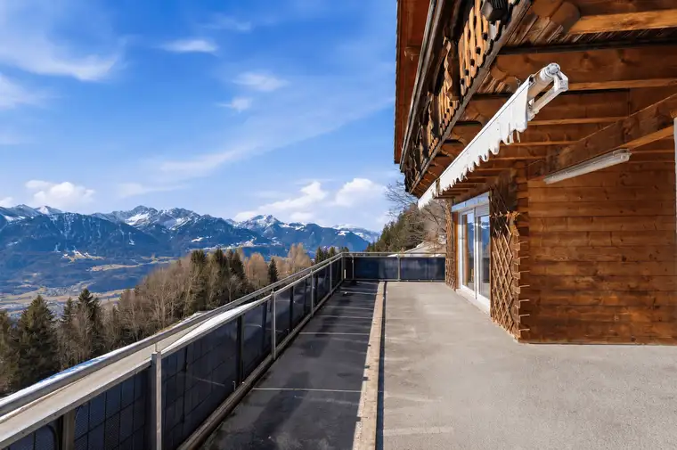 RESERVIERT: Natur, Ruhe und Sonne vereint – Ihr Zuhause am Dünserberg!
