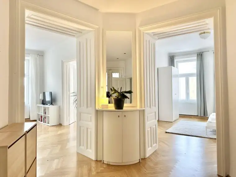 Wiener Altbauflair auf ca. 95 m² – 3 Zimmer mit Flügeltüren und Fischgrätparkett