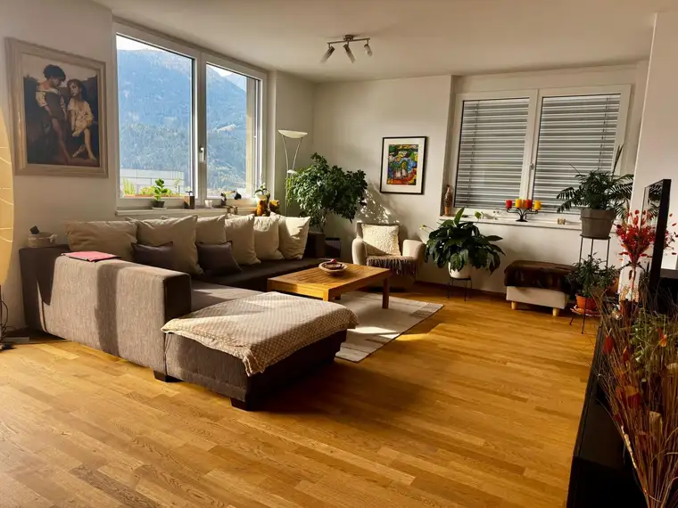 Dachgeschosswohnung 