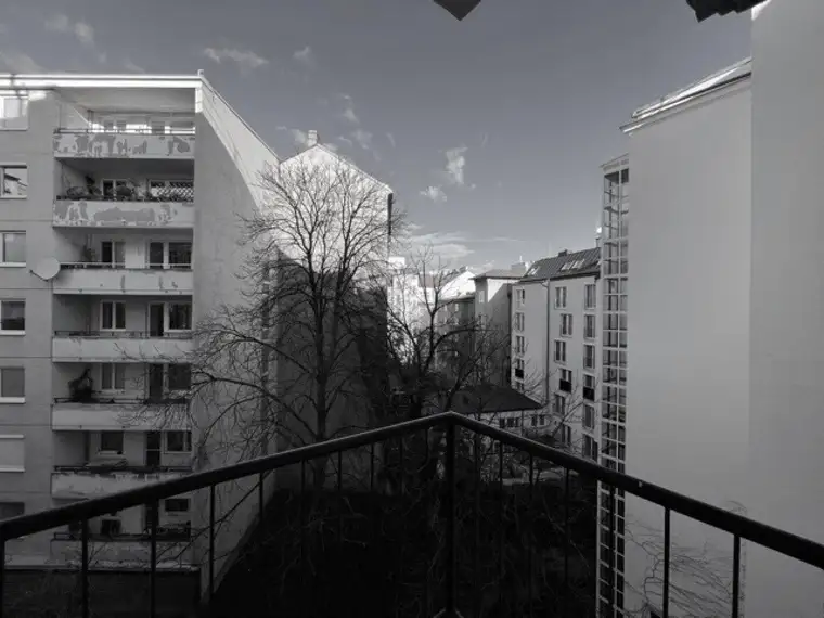 Garconniere mit Balkon - befristet vermietet
