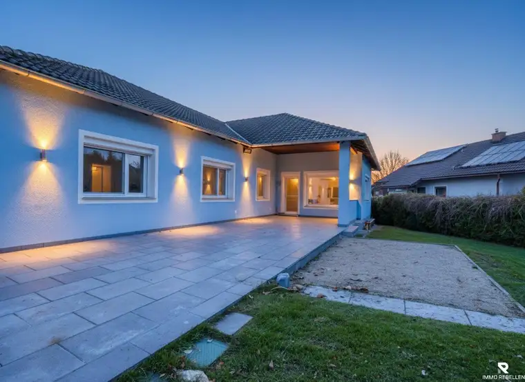 5-Zimmer-Bungalow in Baden – Modernes Wohnen auf einer Ebene