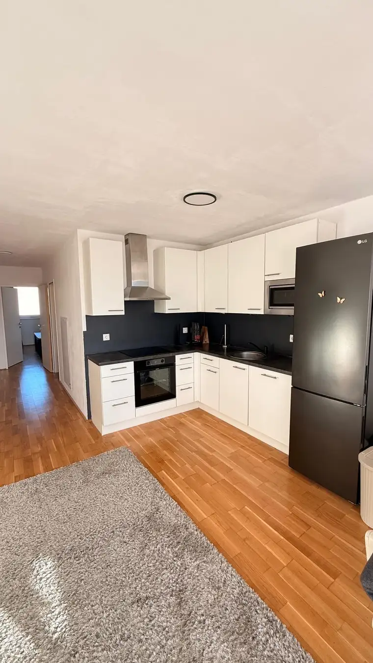 Moderne 2-Zimmer Neubauwohnung mit Balkon in Hall