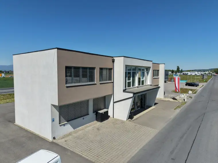 Helle und gepflegte Büroräumlichkeiten in Kalsdorf bei Graz!