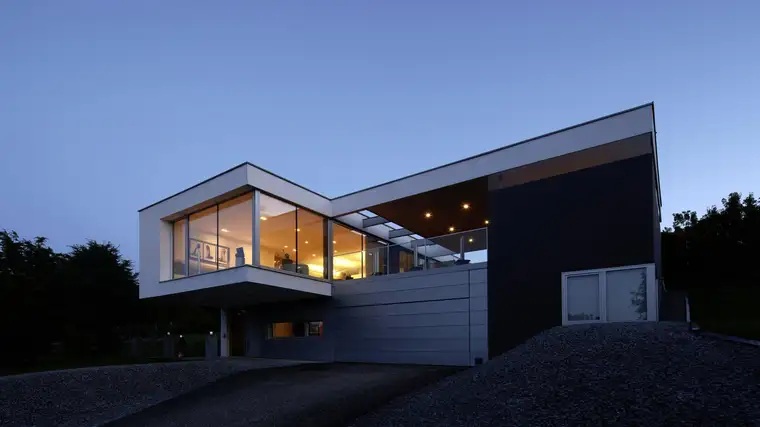 Einzigartiges Architektenhaus auf großem Grundstück