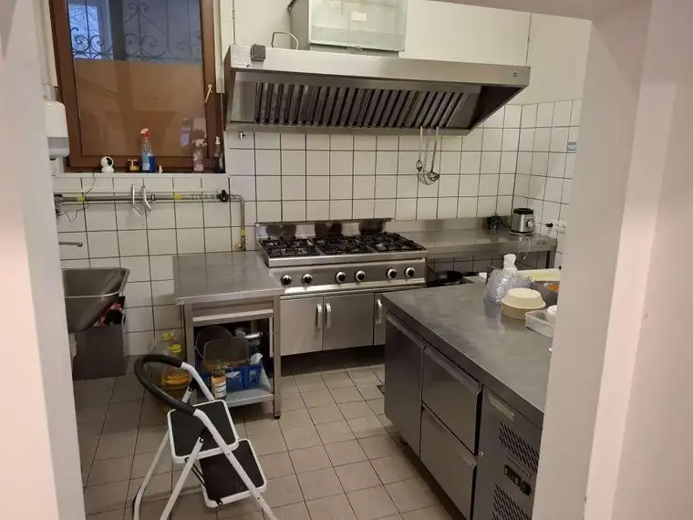 Hidden Kitchen / Zentrale Produktionsküche / Restaurant / Imbiss - sofort betriebsbereit