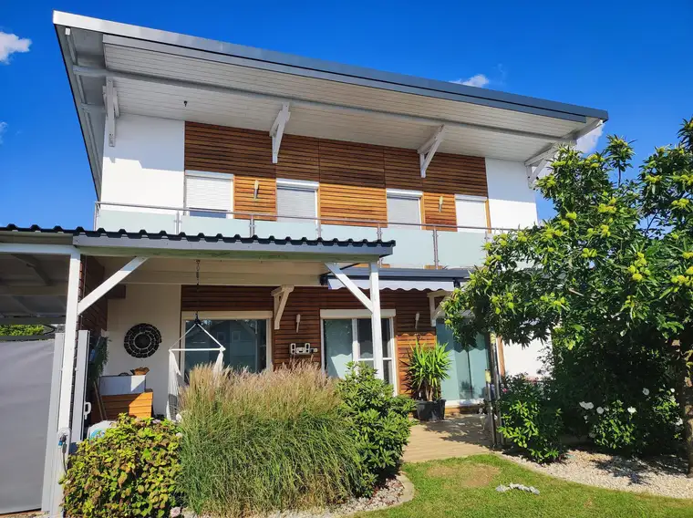 Einfamilienhaus in Holzriegelmassivbauweise in TOP Zustand Nähe Therme Geinberg