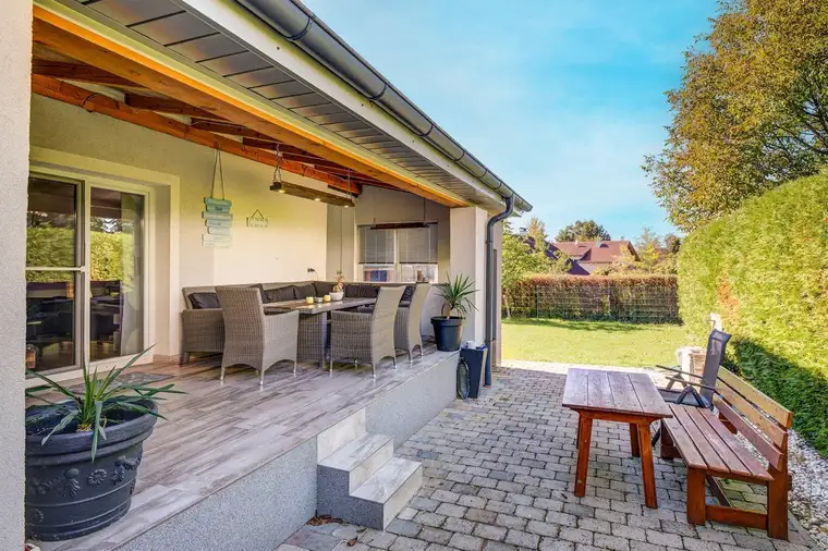 Einfamilienhaus - Keller - ca. 160 m² Wohnfläche - 5 Schlafzimmer - Garten und Gartenhaus!