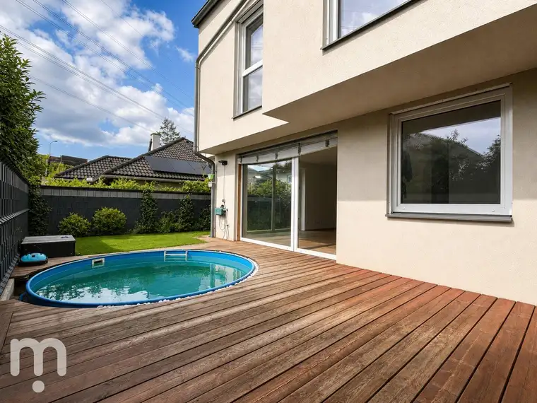 Schlüsselfertiges Endreihenhaus mit Pool, Sauna &amp; Dachterrasse – modernes Wohnen in Bestlage