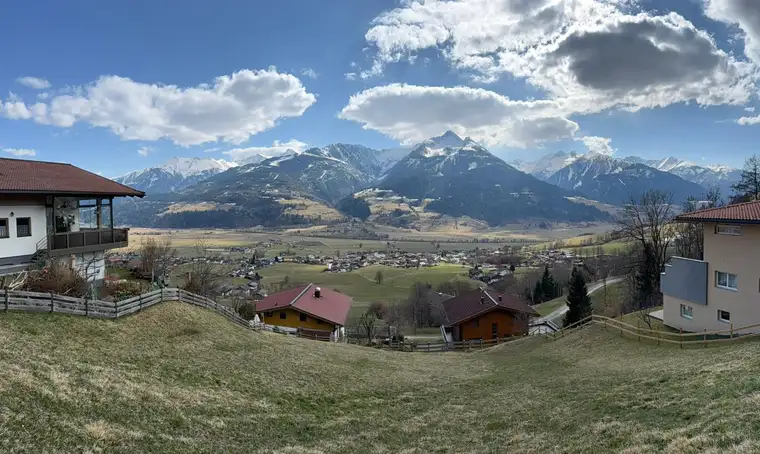 Sonniges Baugrundstück in traumhafter Aussichtslage in Walchen / Piesendorf