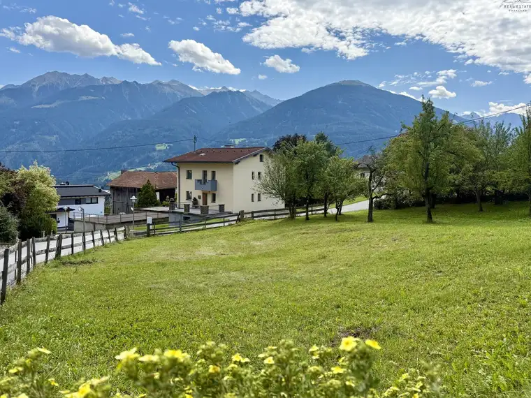 Doppeltes Potenzial – zwei angrenzende Bauparzellen in attraktiver &amp; sonniger Lage