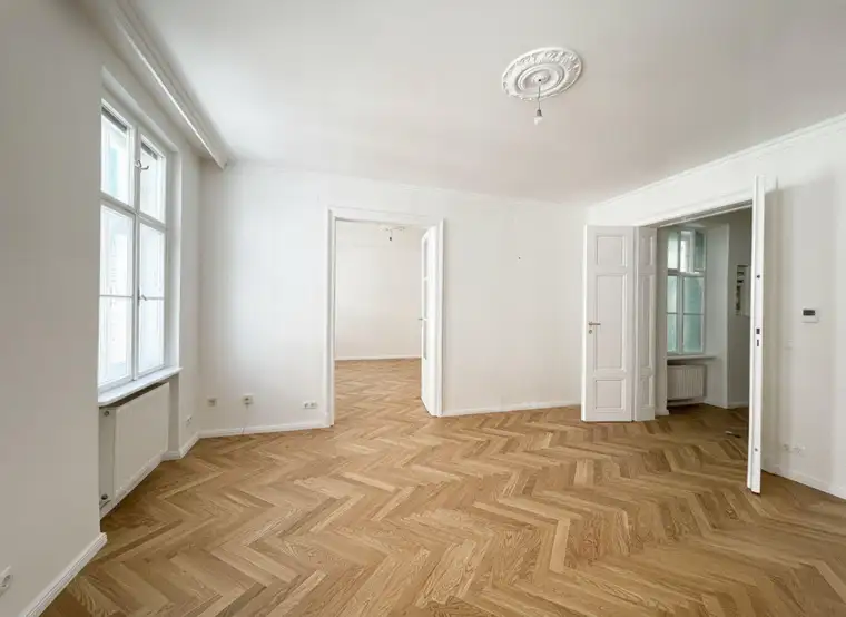 Altbaucharme trifft zeitgemäße Eleganz I Helle 2 Zimmer Wohnung