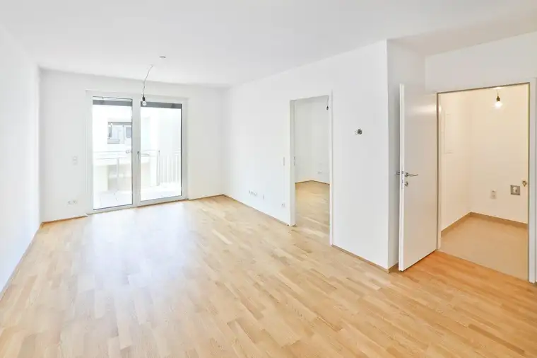 ab Oktober: Charmante 2 Zimmerwohnung mit Garten
