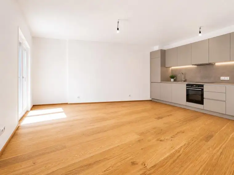 Erstbezug nach Sanierung! 2-Zimmer Terrassenwohnung im Zentrum von Baden mit Garagenstellplatz – 69m², 279.000 €